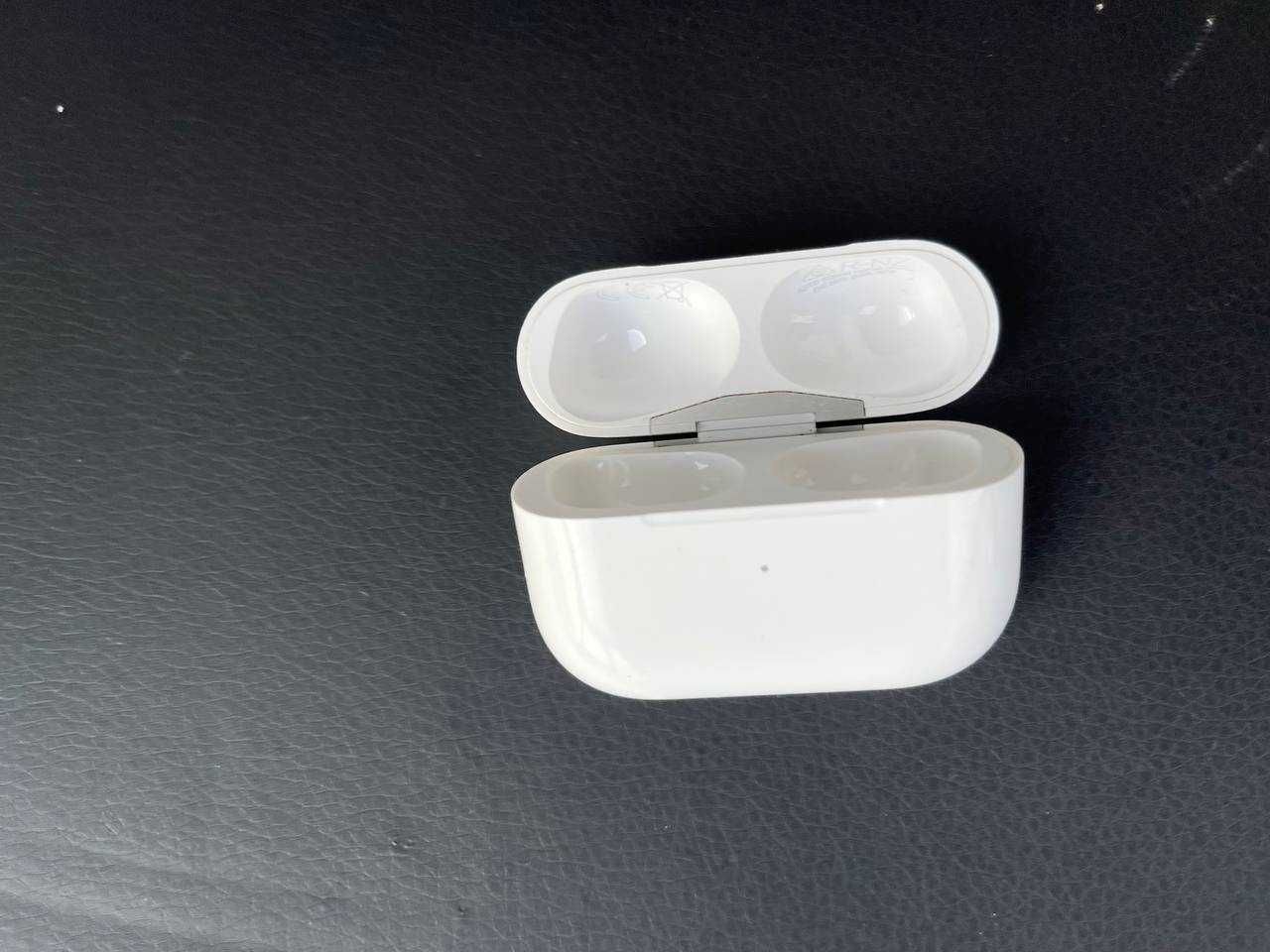 AirPods Pro 2 oryginalne case/ladowarka/etui