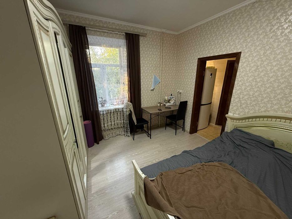 Класна маленька однокімнатна квартира з ремонтом!!