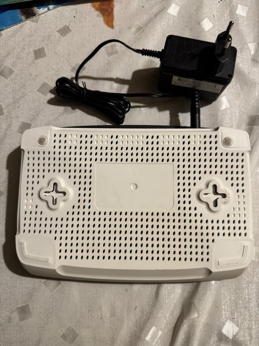 Router technicolor TG784n V3 da MEO