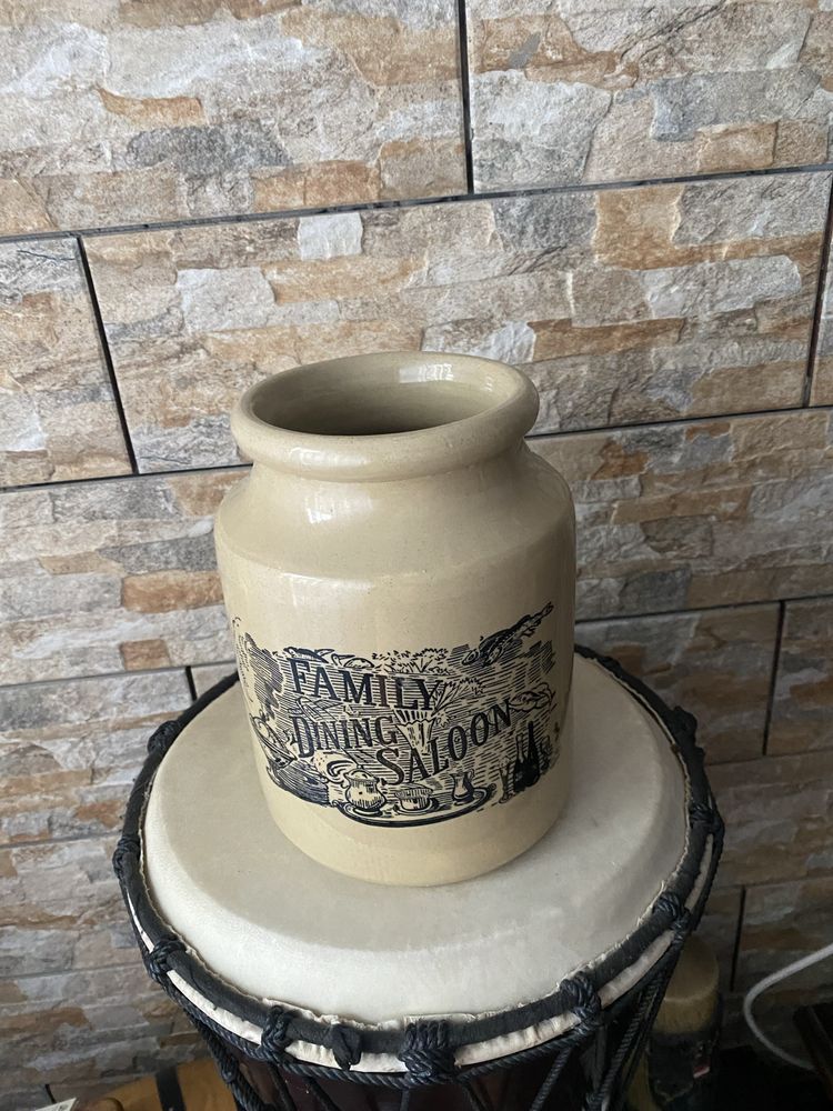 Ceramika słoik pojemnik projekt Moira Pottery anglia