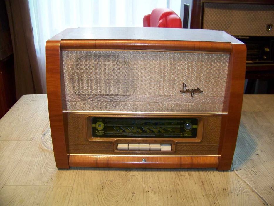 Stare radio lampowe Daugava sprawne dowóz gratis.