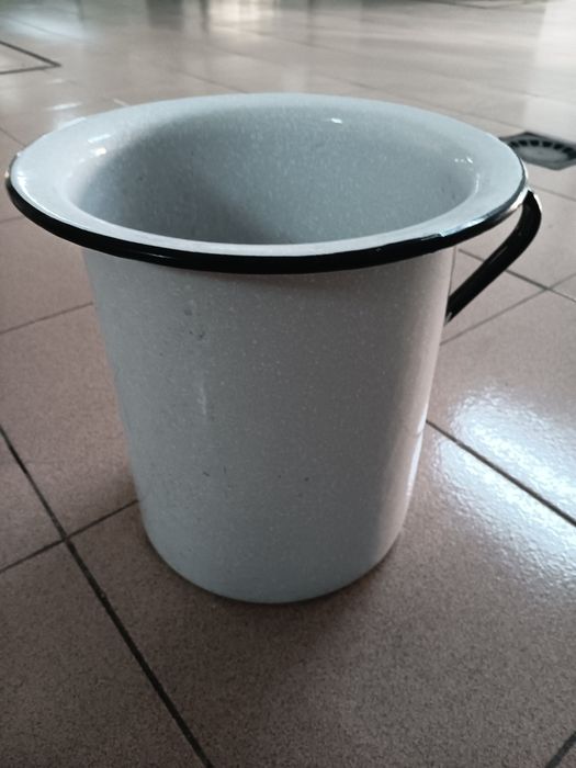 Bacio alto em esmalte