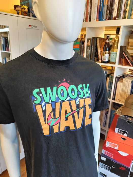 Koszulka Nike r. L Swoosh Wave