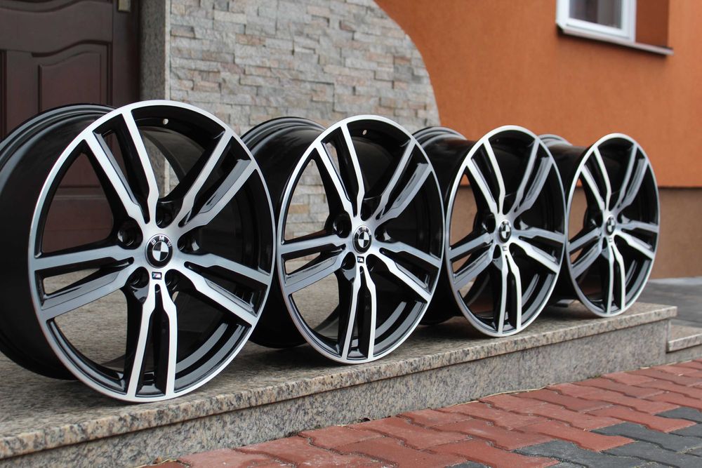 BMW M-Pakiet 1 F40 2 F44 F45 F46 X1 F48 F49 X2 F39 18' 8J ET57