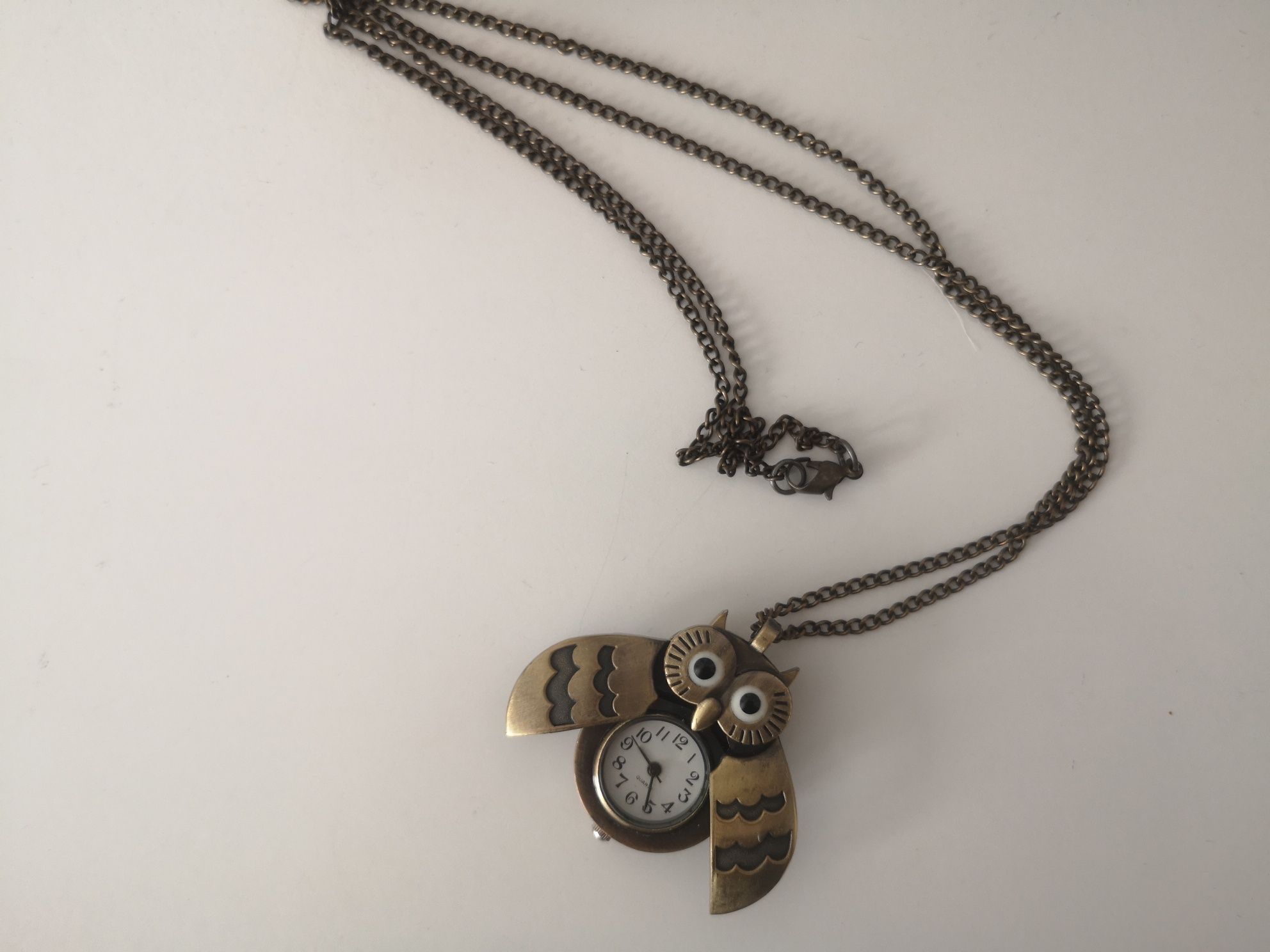Naszyjnik-zegarek sowa