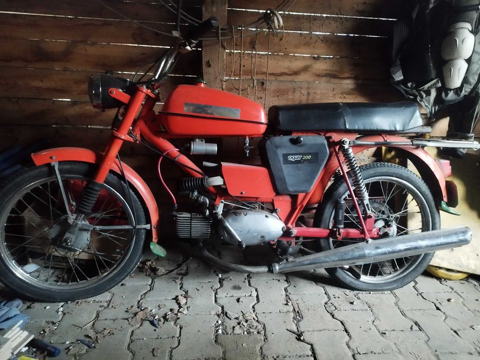 Ogar 200 , 1985r.produkcji z papierami