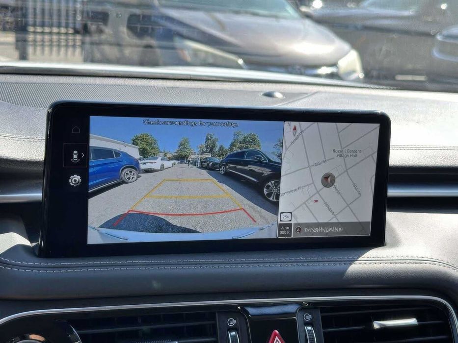 Genesis G70      2023