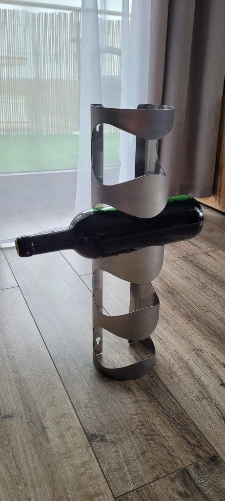 Stojak na wino IKEA VURUM
Stojak na wino IKEA VURM.
Można mocować do