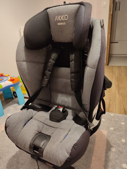 Fotelik samochodowy minikid 9-25 tyłem rwf