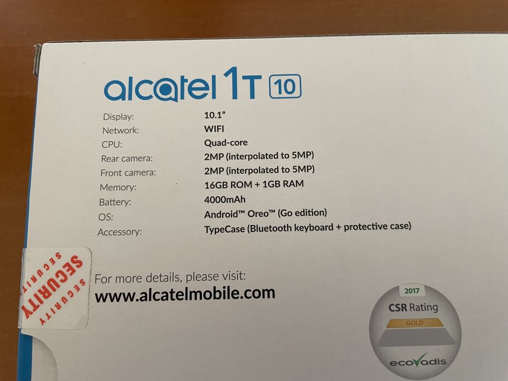 Tablet Alcatel com capa e teclado Bluetooth