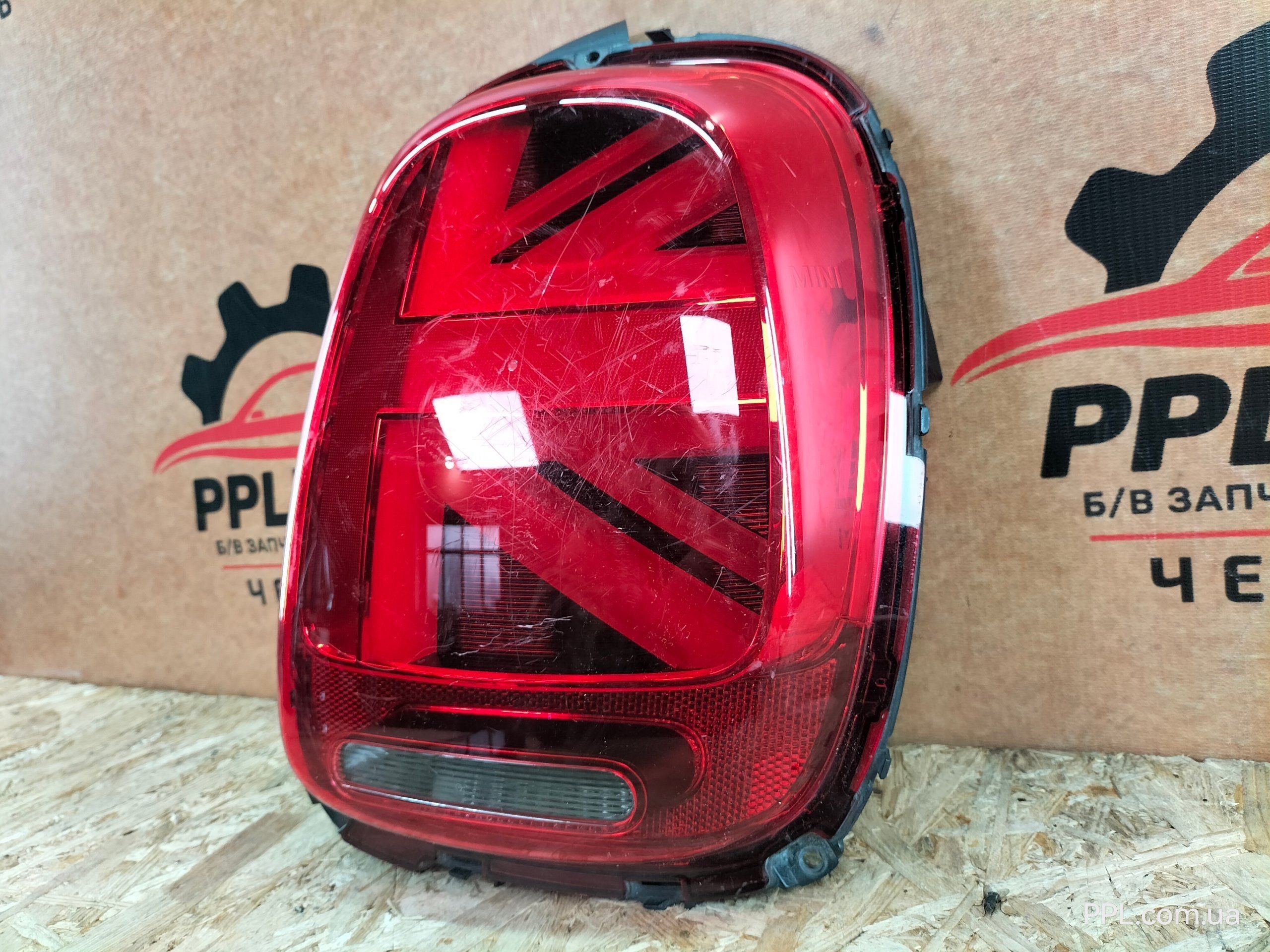 MINI Cooper F55 F56 18-23 рестайлинг Фонарь задний правый 7435134-04