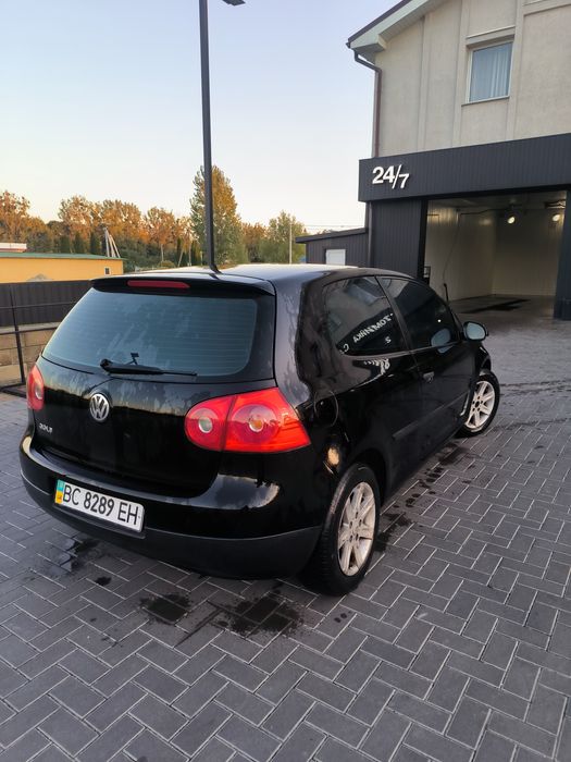 Volkswagen Golf 5 гольф