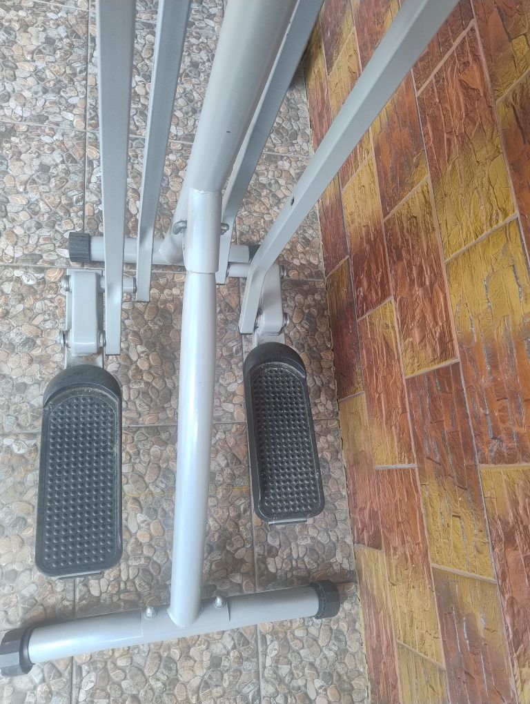 Orbitrek do ćwiczeń Nordie Walking crosstrainer
