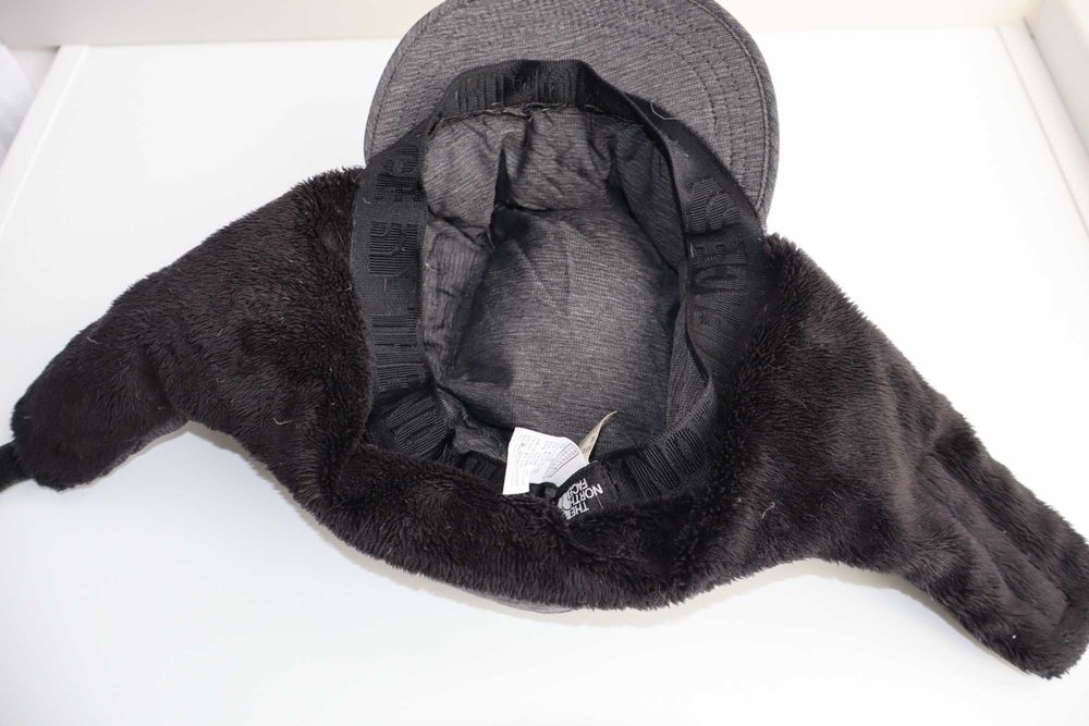 The North Face пухова шапка ушанка