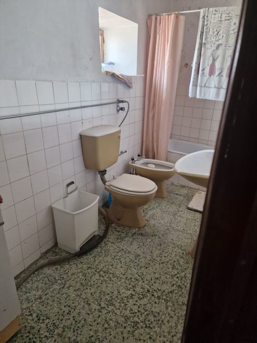 Moradia para venda germinada casa de aldeia