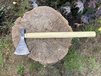 tomahawk, siekierka do rzucania