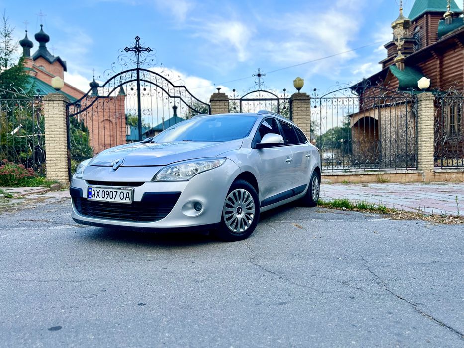 Renault Megane 1.6 бензин
