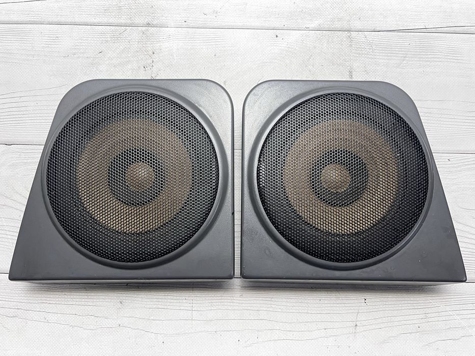 Оригінальні задні динаміки / Задние динамики / колонки Ford Sierra