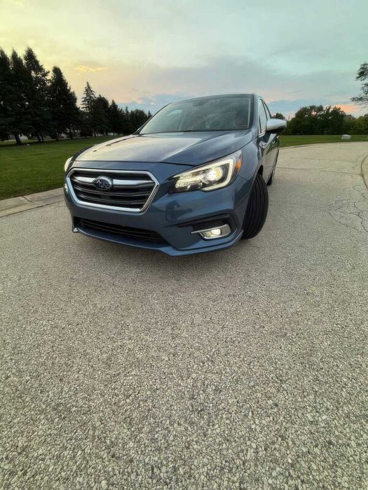 Subaru Legacy Limited      2018