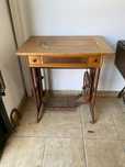Maquina de Custura Oliva- Antiguidade