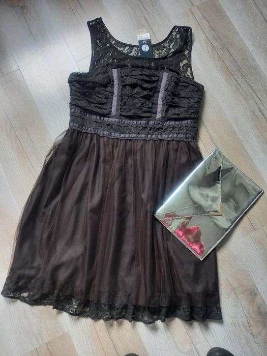 Przepiękna sukienka koronka brąz roz 18 nowa z metką roz 46 Next