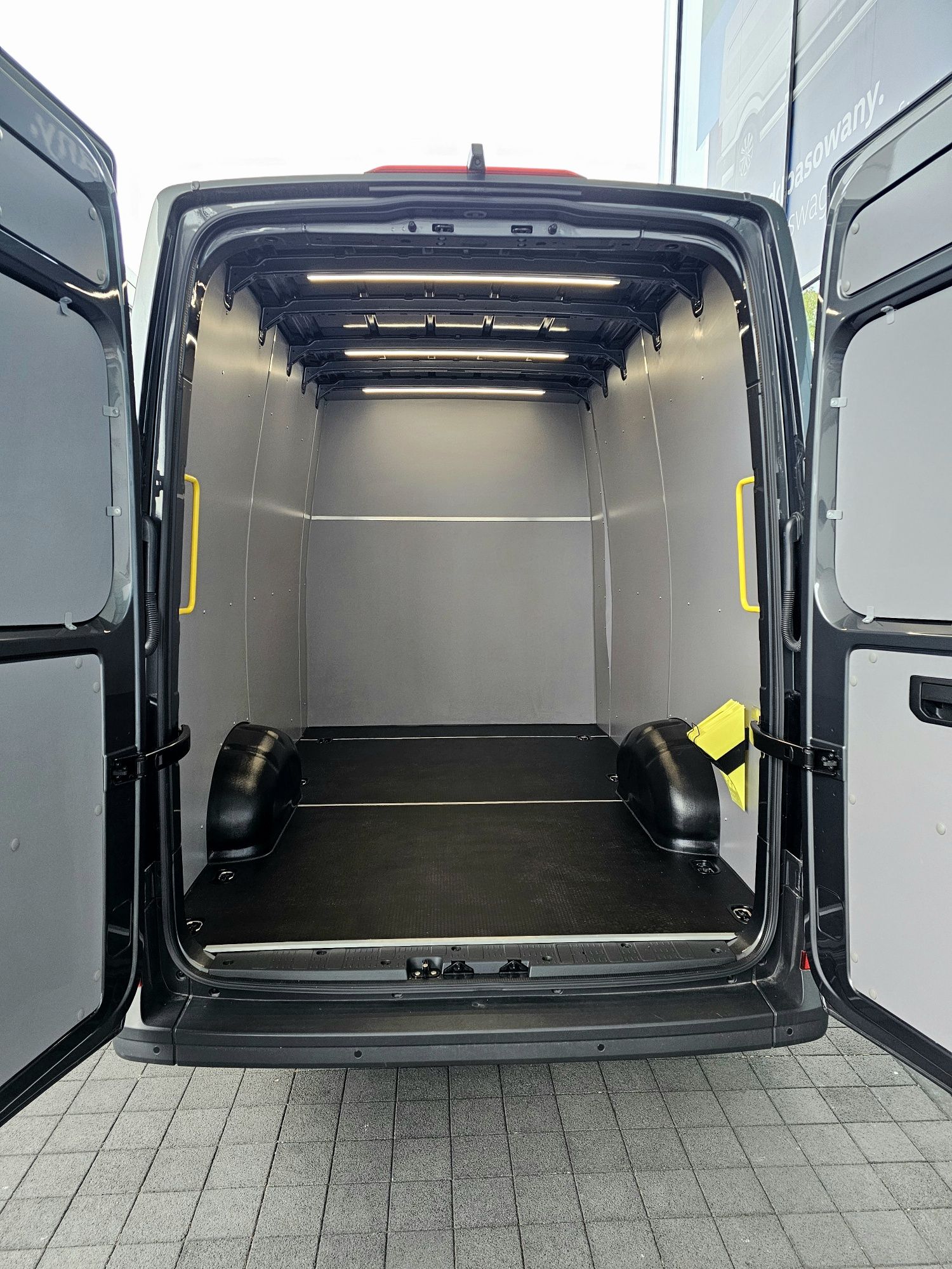 Brygadówka AUTOMAT.  Wan.  Bus.  Wynajme VAN VW