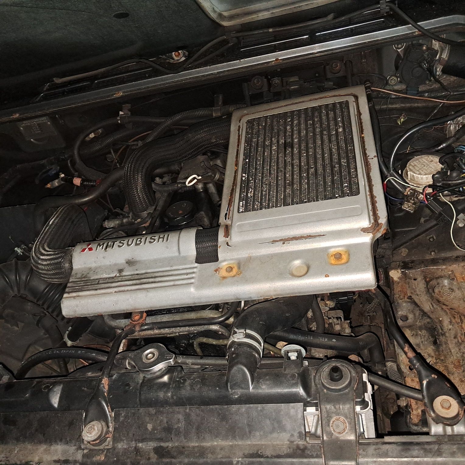 Silnik Mitsubishi Pajero 2.8 tdi na części