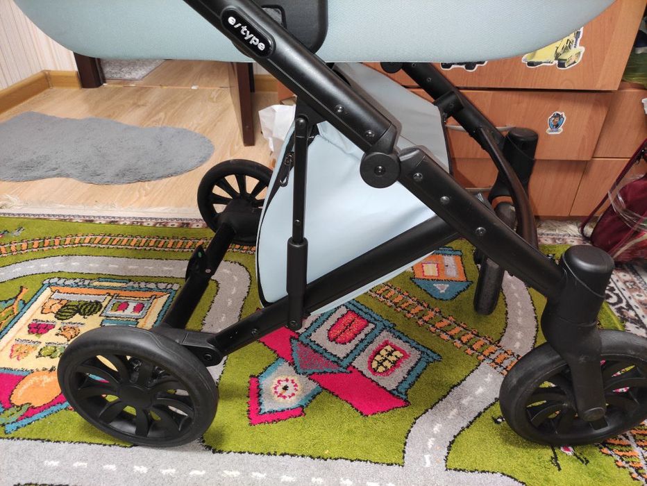 Дитячі речі, надувне крісло,стільчик