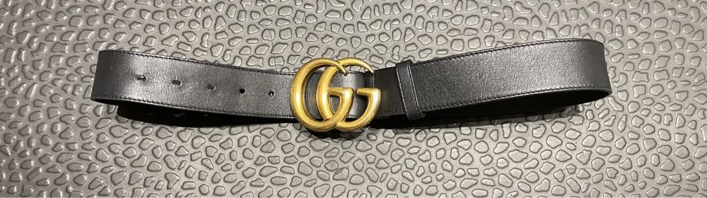 Skórzany pasek Gucci czarny złote logo