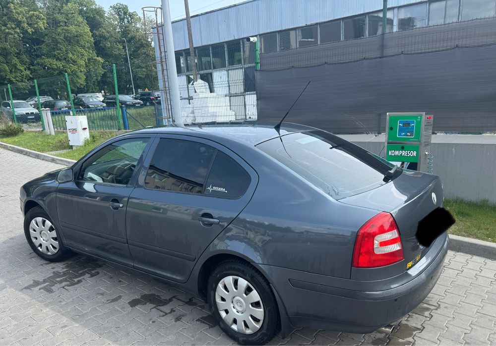 Sperzedam skoda octavia 2 1.6 mpi