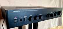 Amplificador Stereo ROTEL RA-820AX