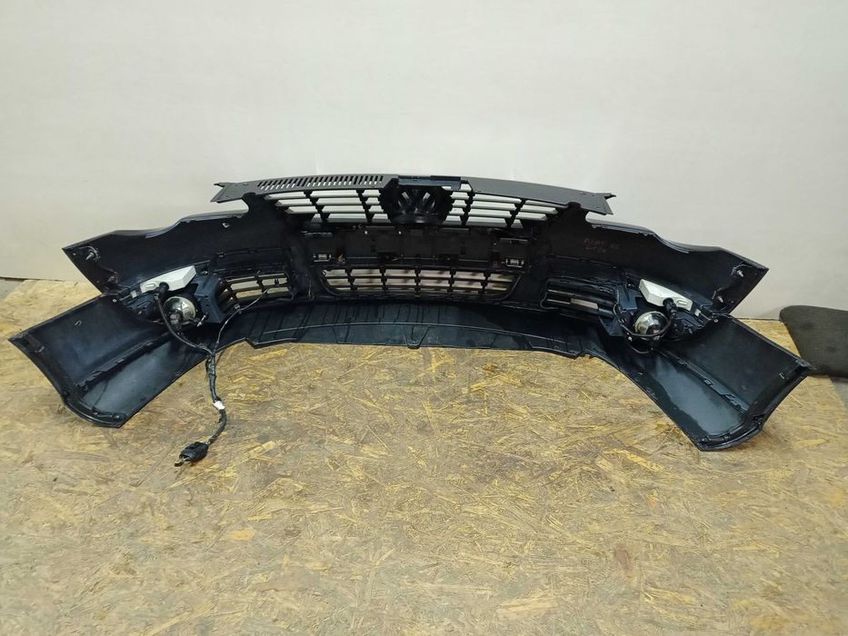 VW Volkswagen Passat B6 zderzak czarny LC9X przód przedni kompletny