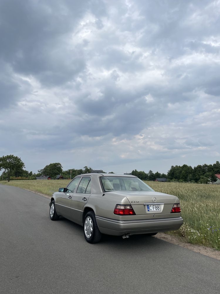 124 e klasa 320.  134000km!!!