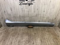 Порог правый Volvo V40 2 (2012-2018 г.) накладка порога 31395043
