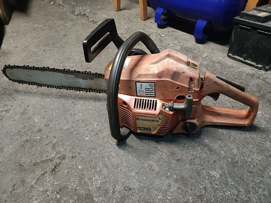 Husqvarna 136 piła spalinowa