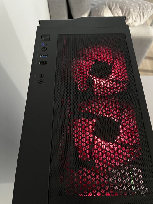 Komputer Ryzen 5600 Rx 9060xt 32Gb ddr4 1tb ssd B550