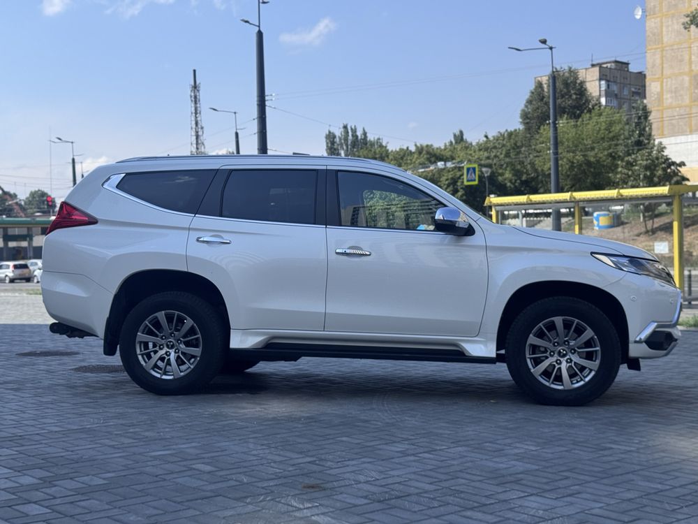 Mitsubishi Pajero Sport 2017р.в.