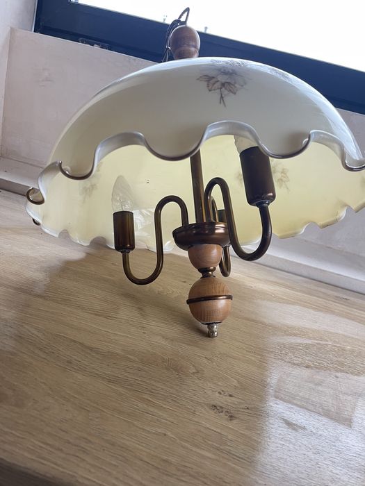 Вишукана лампа ретро