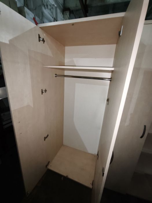 Шафи гардеробна/полиці