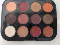 Paleta cieni Mac cosmetics 12 cieni Future Flame