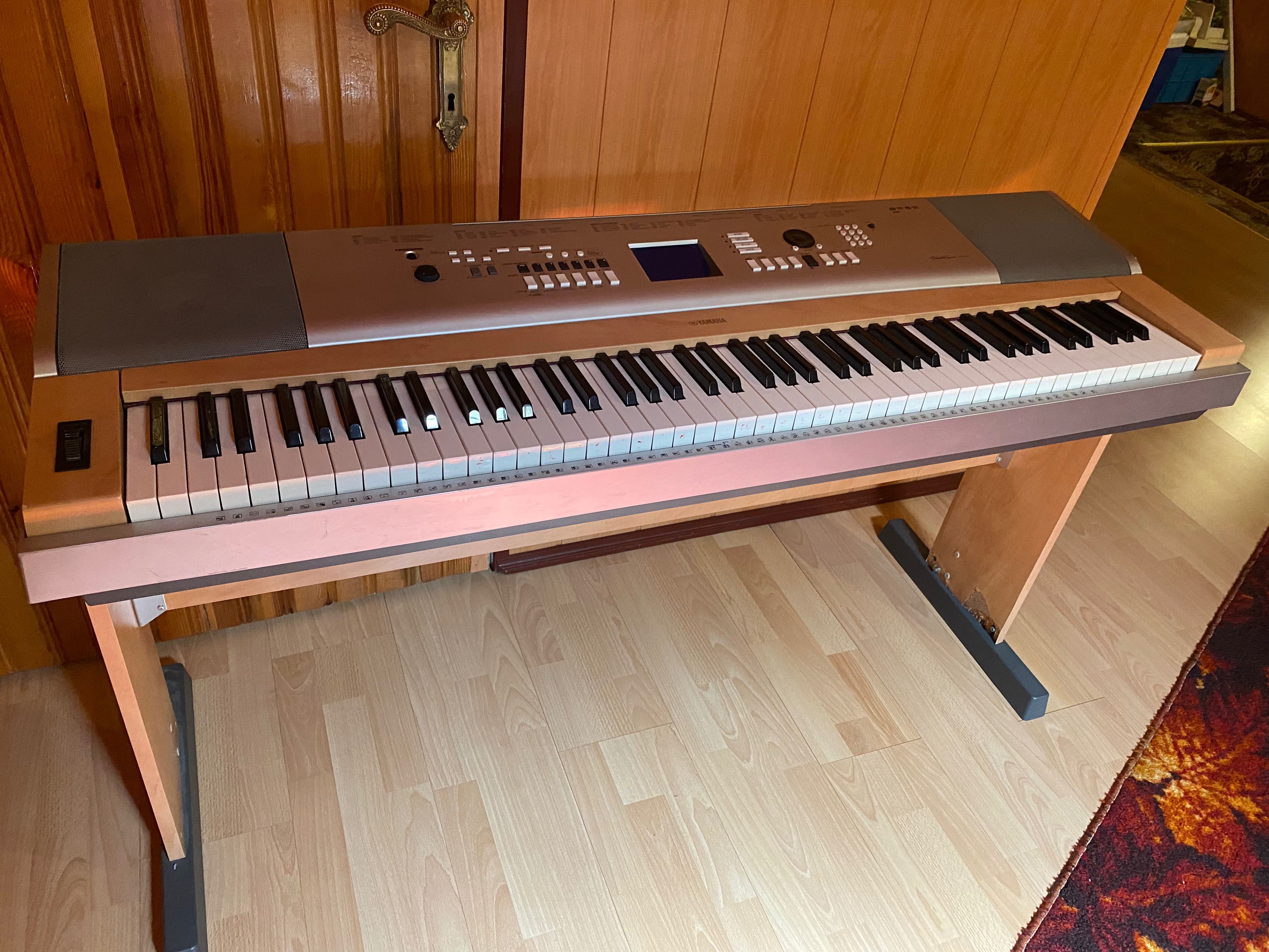 Pianino elektryczne Yamaha