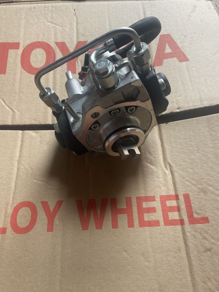 Pompa Wtryskowa paliwa Toyota nowa Denso Rav4 Verso Avensis inne 2.2
