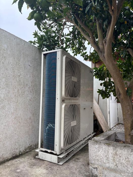 Bomba calor aerotermica Ferroli RVL-I Plus 14