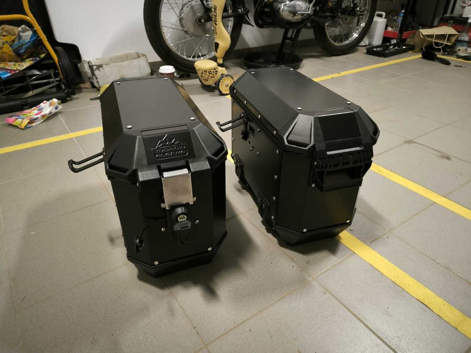 Kufry GIVI ALASKA 2x 37L