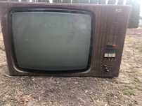 Zabytkowy telewizor