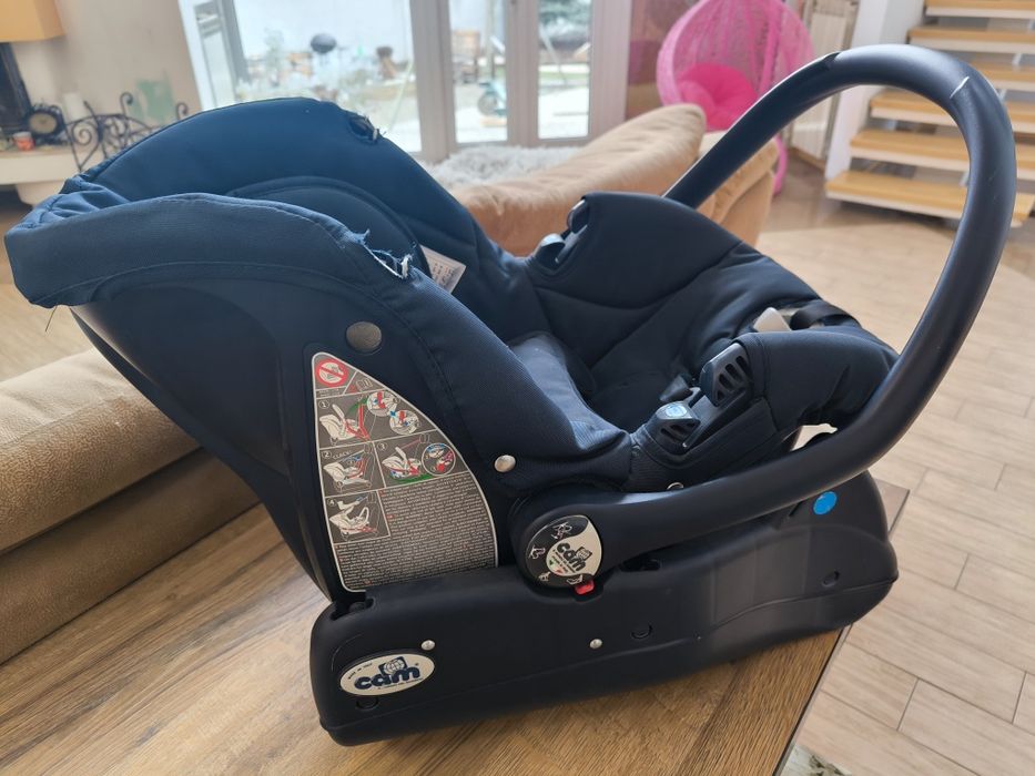 Автокресло Италия фирма Сам 0-13кг