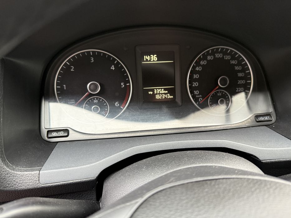 Продам Volkswagen Caddy 2015 (1.6 TDI)