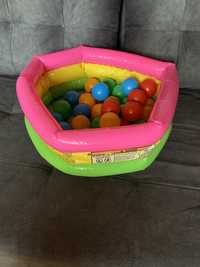 Дитячий басейн (в подарунок шарики)