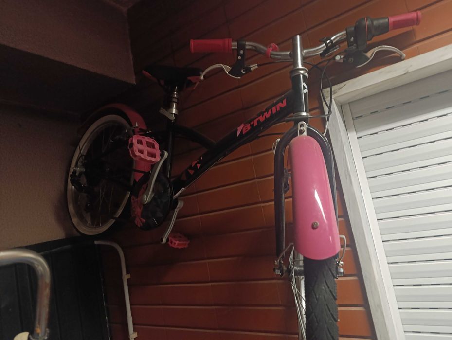 Bicicleta menina em ótimo estado até 8 anos