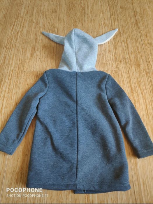 Płaszczyk dla dziewczynki